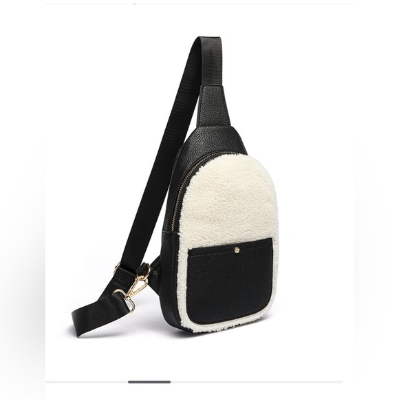 Maxy Sherpa Sling bag Crossbody - Picture 2 of 9